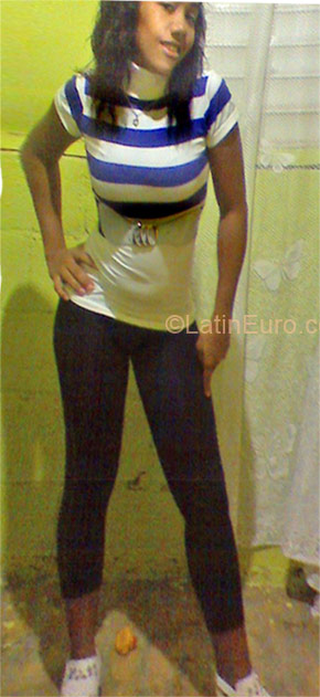 Date this lovely Dominican Republic girl Maria Altagracia from Santiago DO7526