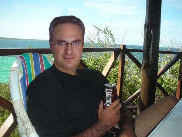 Date this beautiful United States man George from 90701 US9663