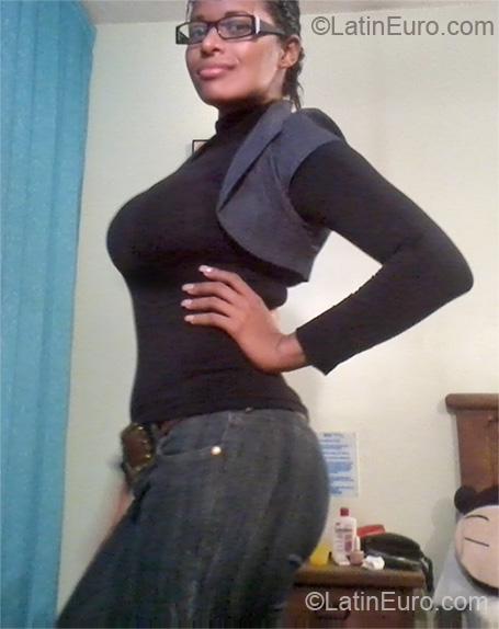Date this georgeous Mexico girl Leonora from Mazatlan MX334