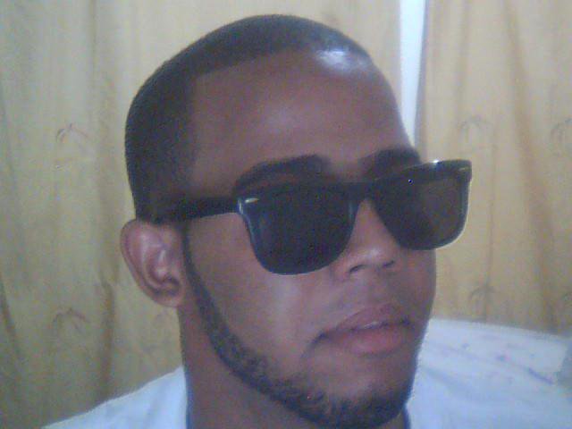 Date this voluptuous Dominican Republic man Yefrii from San Cristobal DO7743