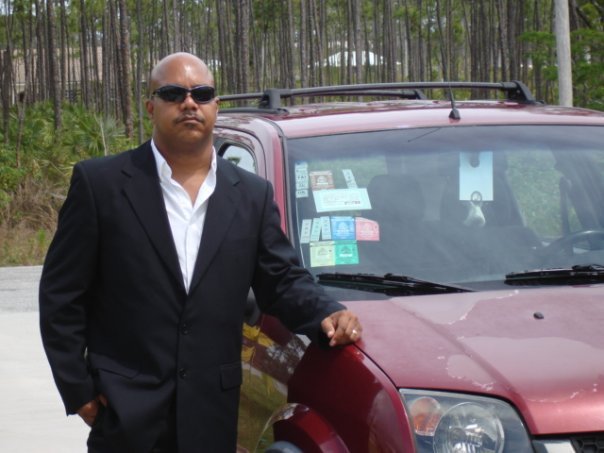 Date this voluptuous Bahamas man David from Freeport BS35