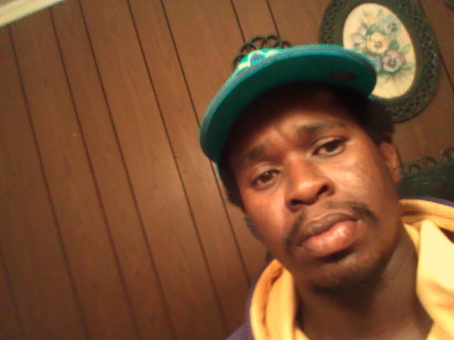 Date this athletic United States man Lee from Lafayette US9901