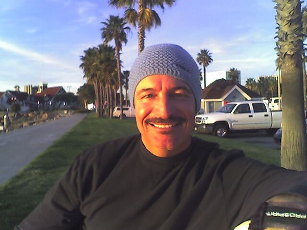 Date this hot United States man Rafael from Long Beach US9935