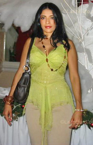 Date this fun Colombia girl Adriana from Cartagena CO7179