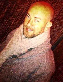 Date this young United States man Eric from Chicago US10144