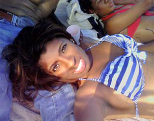 Date this gorgeous Dominican Republic girl Loraina from Santo Domingo DO7887
