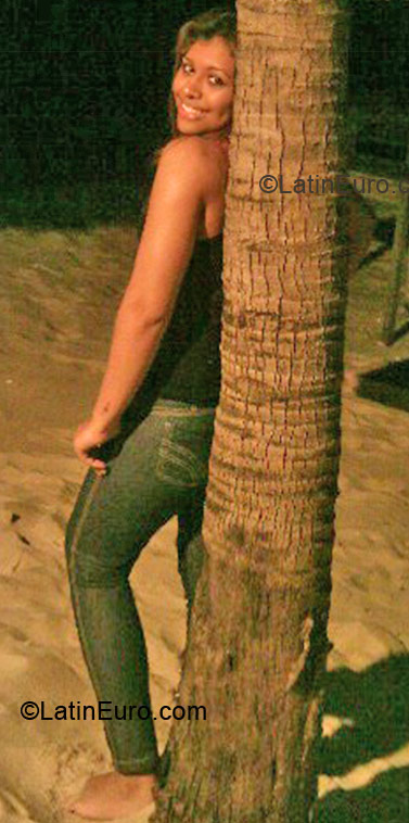 Date this pretty Brazil girl Dayane from Fortaleza BR5550