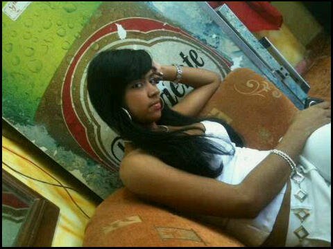 Date this nice looking Dominican Republic girl Yamira from Santo Domingo UY11