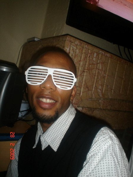 Date this georgeous Belgium man Sexyblackman from Antwerp BE66