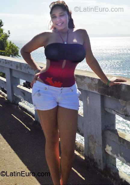 Date this beautiful Dominican Republic girl Sovietica from Santo Domingo DO7940