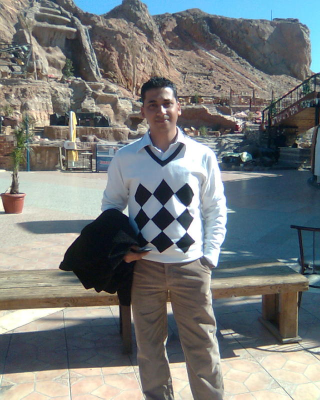 Date this charming Egypt man Atouf11 from Cairo EG26