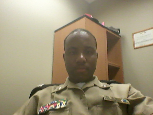 Date this happy United States man Shuge from Greensboro US10366