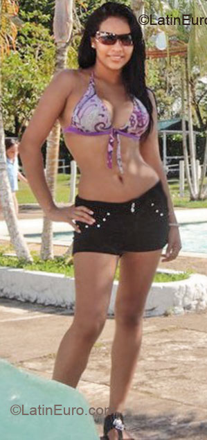 Date this sultry Colombia girl Leidy from Bogota CO7292