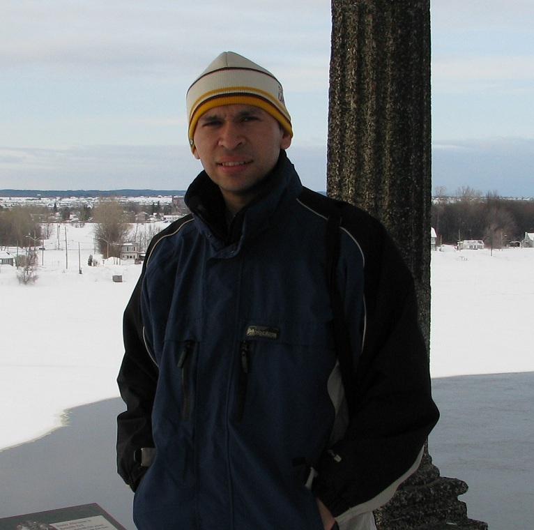 Date this hard body Canada man Rodolfo from Edmonton CA405