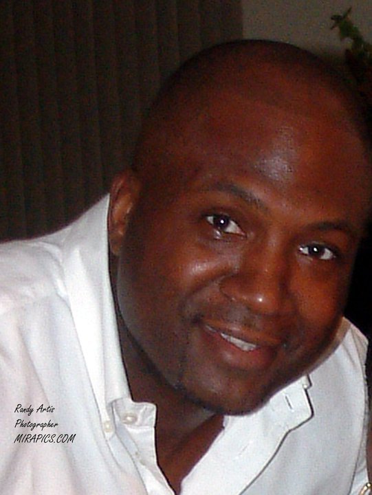 Date this stunning United States man Randy from Miami US10487