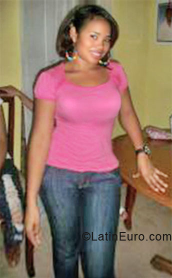 Date this stunning Dominican Republic girl Marisol from Santo Domingo DO8146