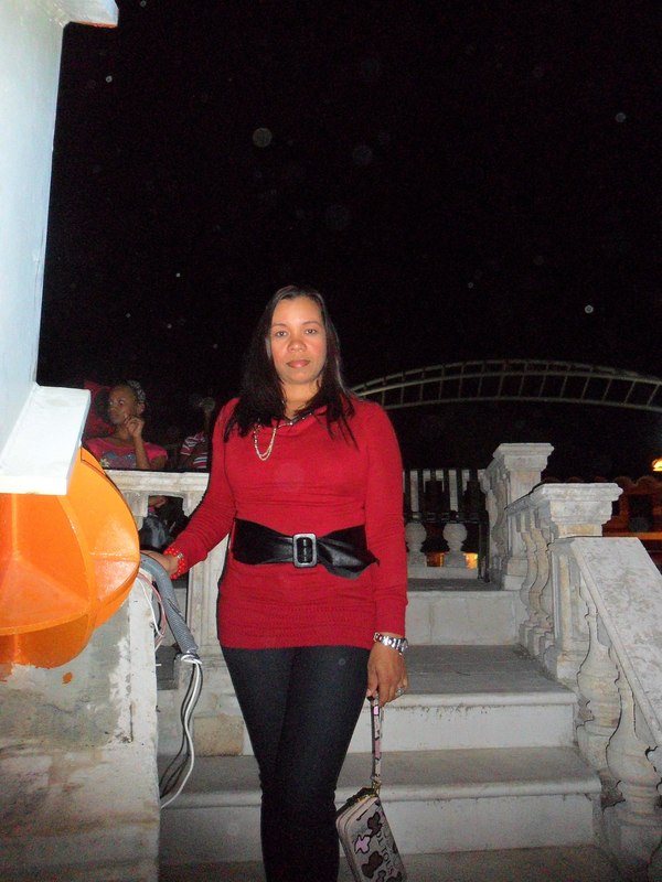 Date this foxy Dominican Republic girl Yilla from Hato Mayor US10524