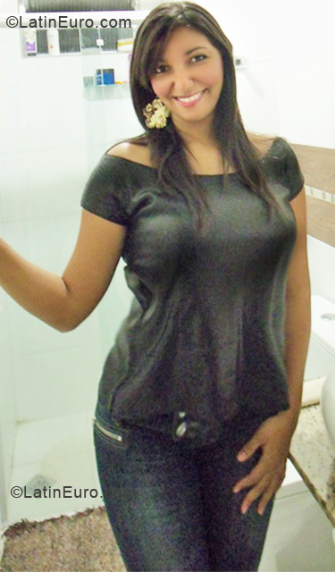 Date this georgeous Brazil girl Luciana from Aracaju BR6883