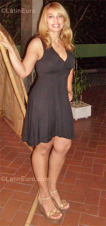 Date this gorgeous Brazil girl Helena from Rio De Janeiro BR5740