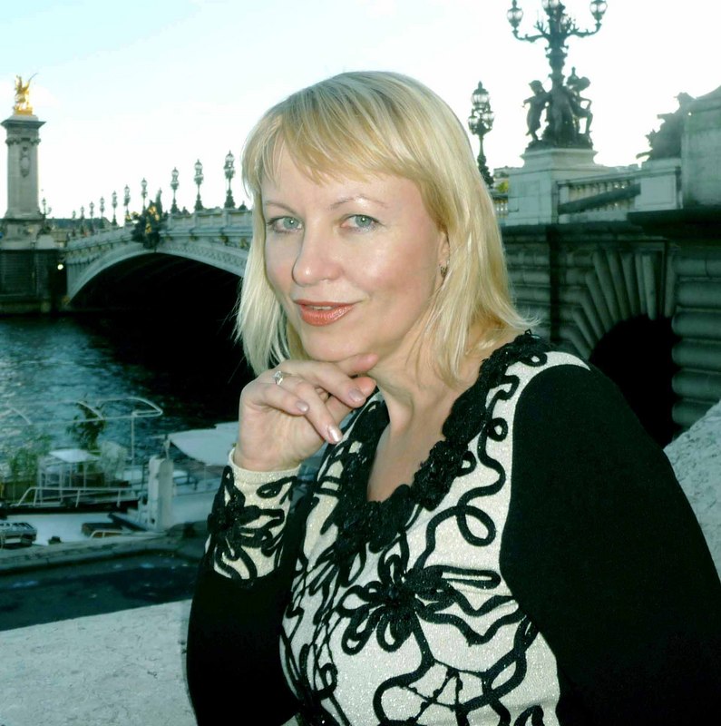 Date this funny Russia girl Dreamlady2012 from St.petersburg RU28