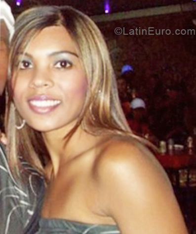 Date this passionate Brazil girl Flvia from Belo Horizonte BR5751
