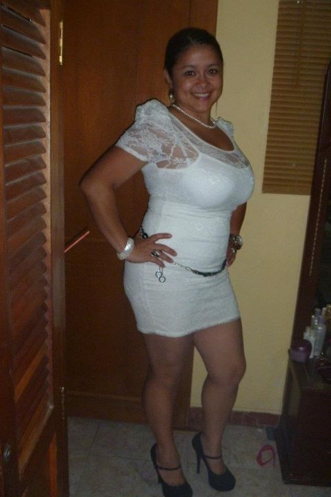 Date this foxy Colombia girl ANGELA CASTAO from Pereira CO7387