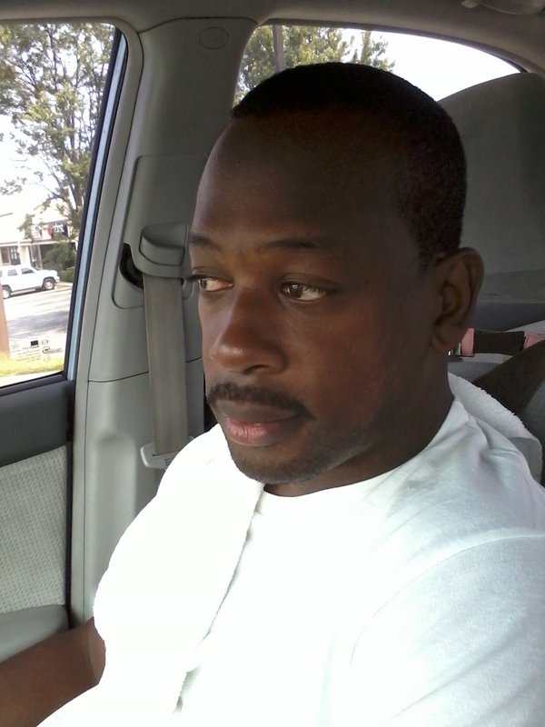 Date this happy United States man Blue from Norcross US10762