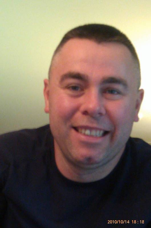 Date this foxy United States man Jason from Charlotte US10830