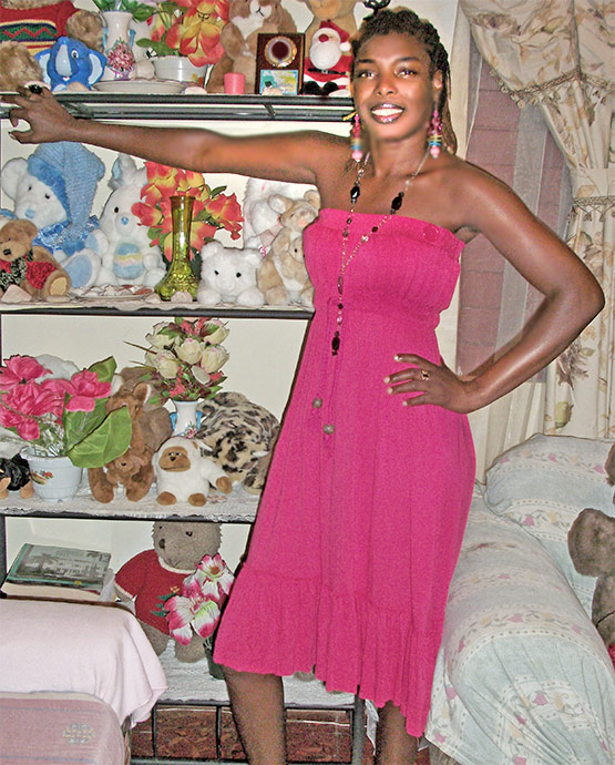 Date this georgeous Jamaica girl Gordalee from Kingston JM310