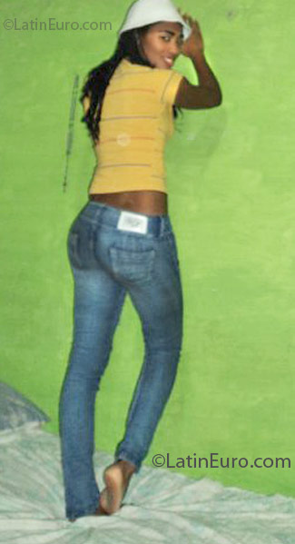 Date this attractive Colombia girl Maribel from Pereira CO7550