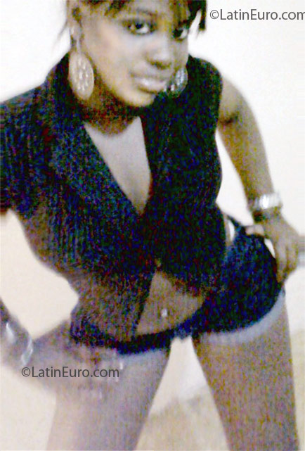Date this young Dominican Republic girl Ana Paula from Santo Domingo DO8564