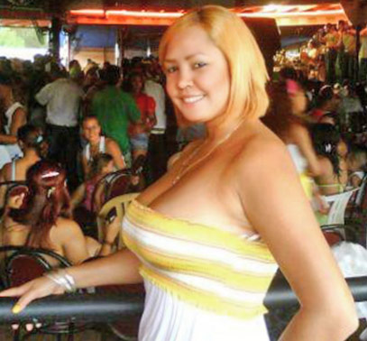 Date this voluptuous Dominican Republic girl Rosibel from Santiago De Los Caballeros DO8620