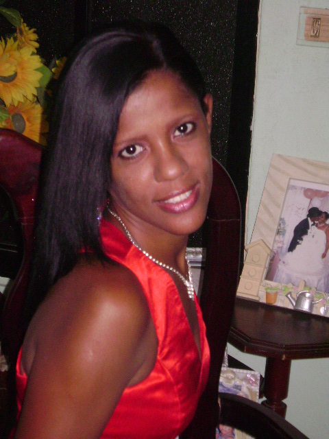 Date this pretty Dominican Republic girl Gladys from Santo Domingo DO8623