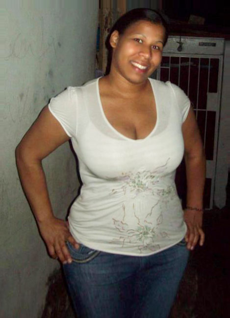 Date this stunning Dominican Republic girl Vanessa from Santo Domingo DO12034