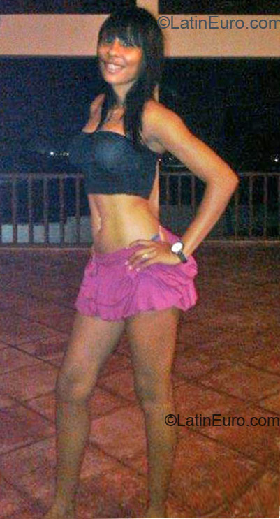 Date this cute Dominican Republic girl Baleria from Santo Domingo DO8778