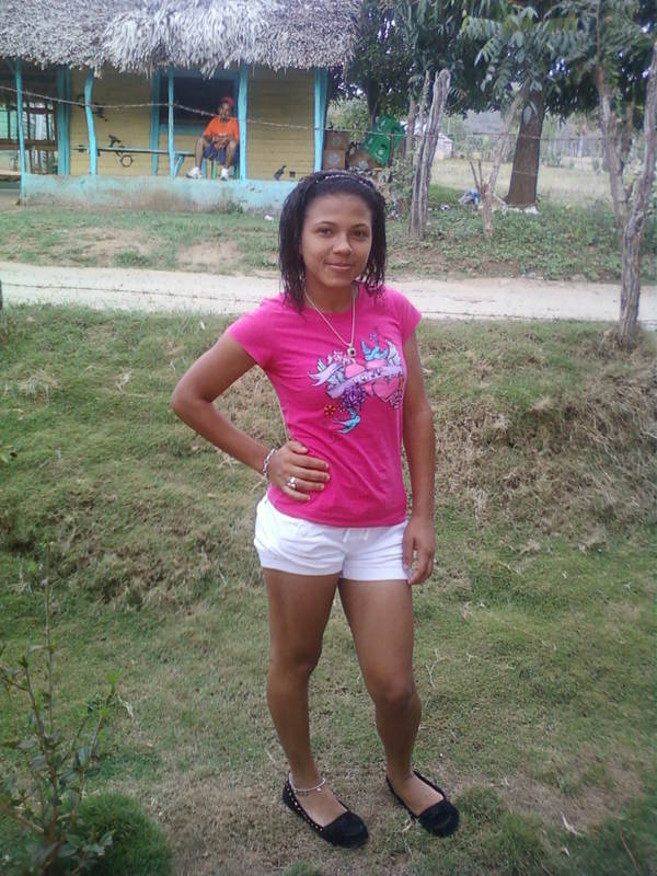 Date this hot Dominican Republic girl BELLA IRIS from Santiago DO8827