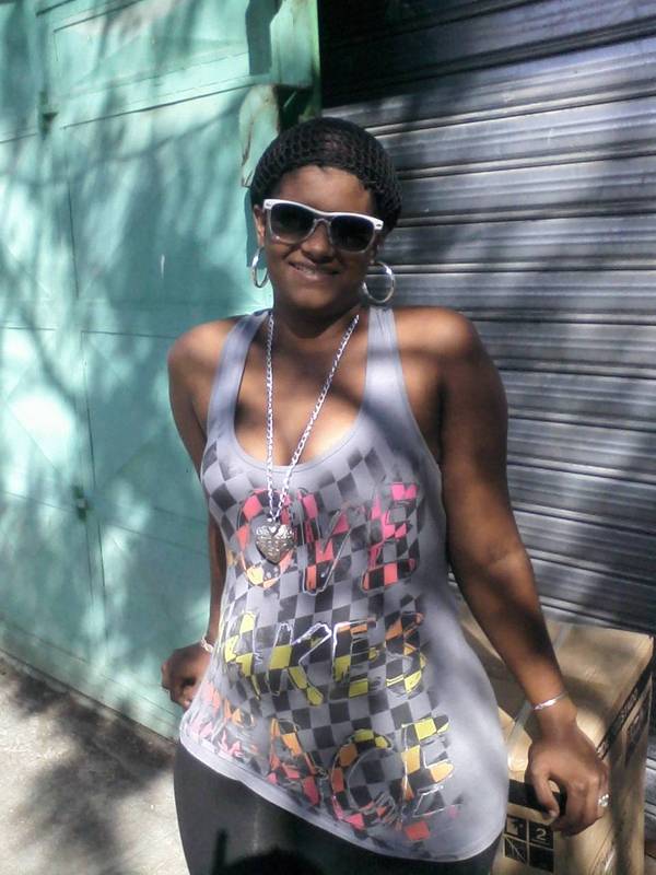 Date this funny Dominican Republic girl Masiel from Santo Domingo DO8829