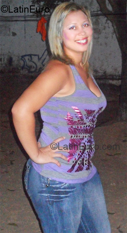 Date this sensual Colombia girl Thaliana from Barranquilla CO7647