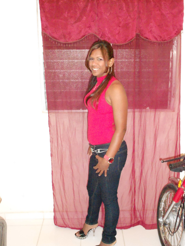 Date this lovely Dominican Republic girl Deyanira ovalle from Santiago DO8901