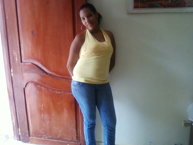 Date this funny Dominican Republic girl Samantha from Purto Plata DO8928