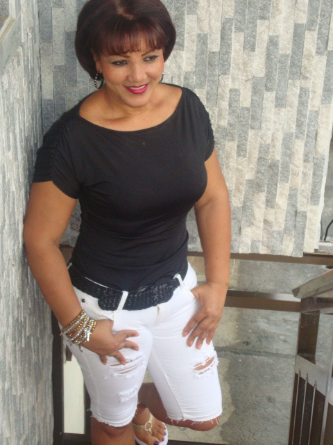 Date this hot Colombia girl ABIERTO from Cali CO7709