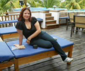 Date this charming Honduras girl Luz from San Pedro Sula HN381