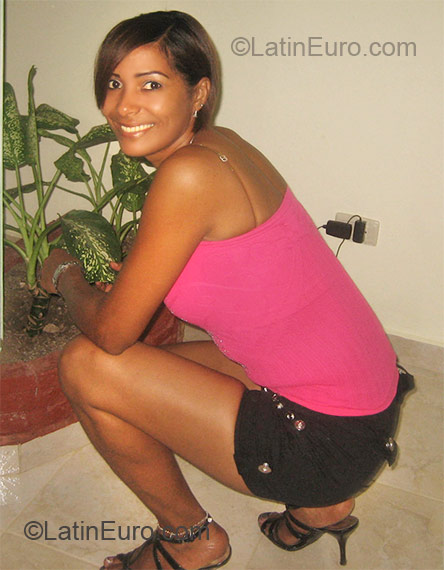 Date this cute Dominican Republic girl Rosa from Nagua DO9025
