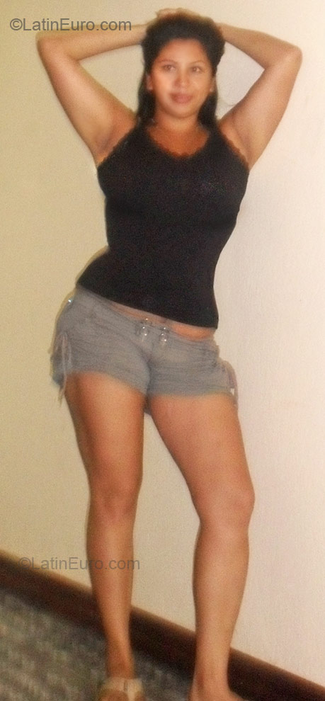 Date this sultry Costa Rica girl Jessica from San Jose CR77