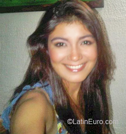 Date this charming Colombia girl Antonella from Bogota CO7772