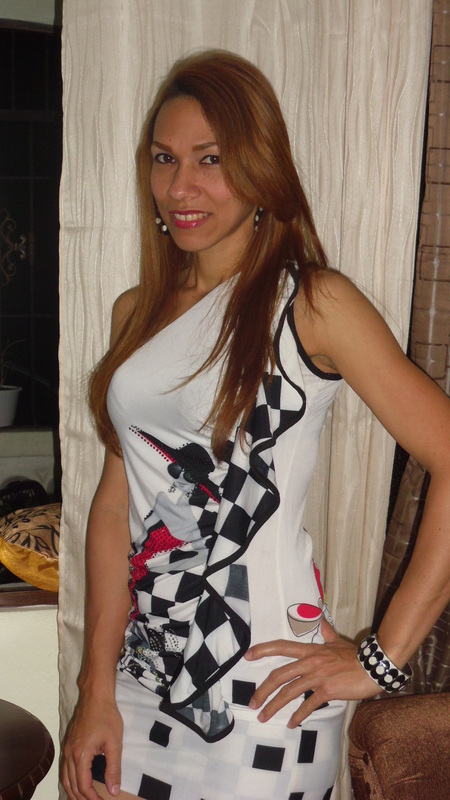 Date this sultry Dominican Republic girl Yiscari from Bonao DO9058