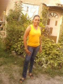 Date this beautiful Jamaica girl Renie from Kingston JM335