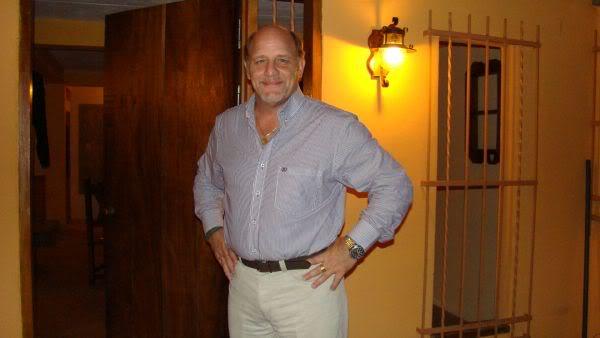 Date this good-looking United States man AndyG from Silverlake US11229