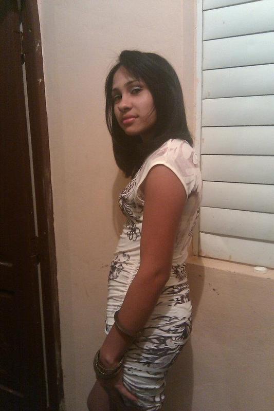Date this good-looking Dominican Republic girl Claritza from Santiago DO9096