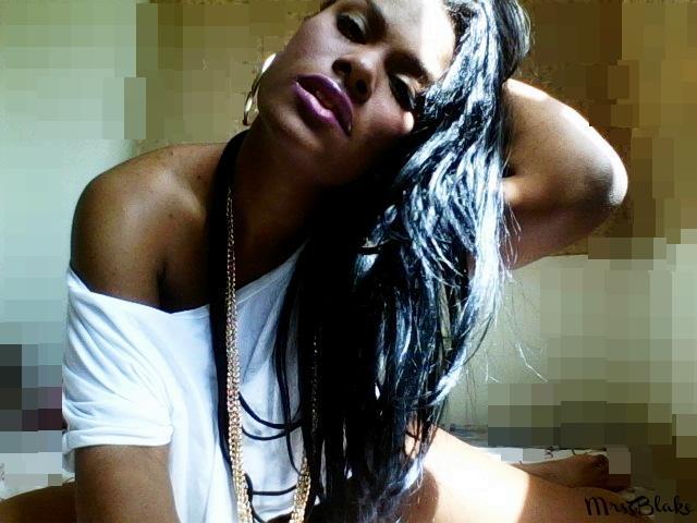 Date this hard body Dominican Republic girl So from Santo Domingo DO9135